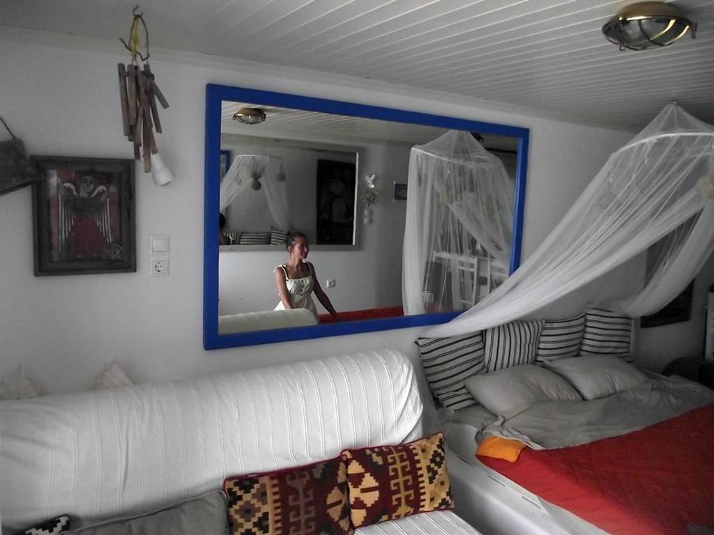 Studio Paradiso Plaka  Luaran gambar