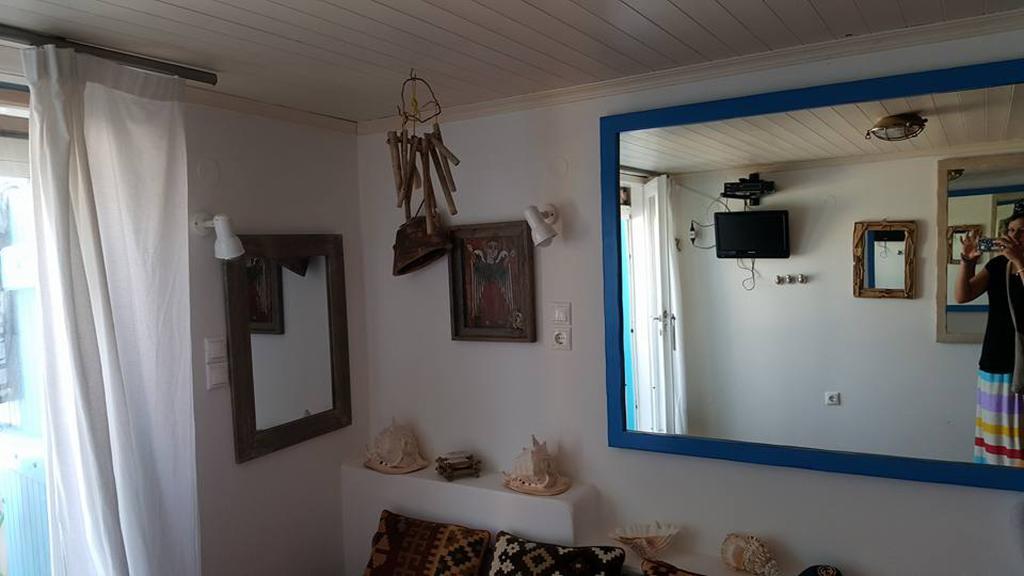 Studio Paradiso Plaka  Luaran gambar